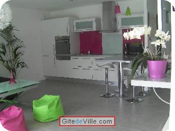Self Catering Vacation Rental Villeneuve_le_Roi 9