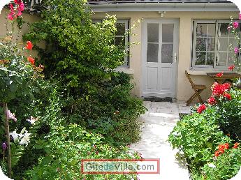 Self Catering Vacation Rental Lyon 3