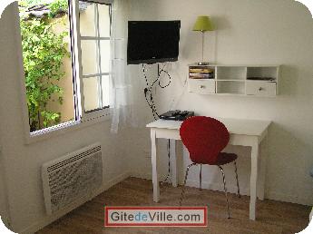 Self Catering Vacation Rental Lyon 6