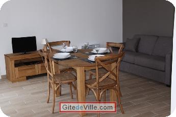 Vacation Rental (and B&B) Reze 3