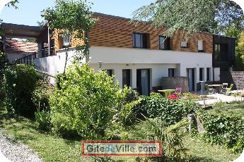 Vacation Rental (and B&B) Reze 4