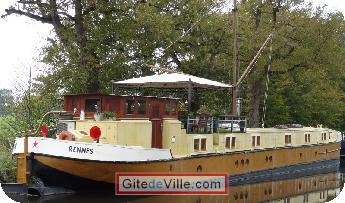 Self Catering Vacation Rental Chevaigne 5