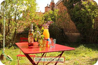 Self Catering Vacation Rental Lyon 2