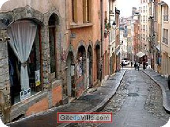Self Catering Vacation Rental Lyon 4