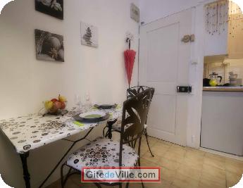 Self Catering Vacation Rental Lyon 1