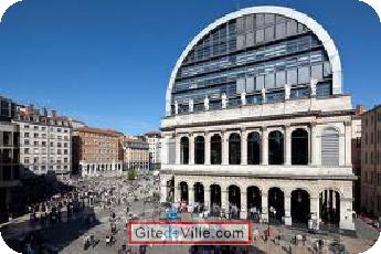 Self Catering Vacation Rental Lyon 9