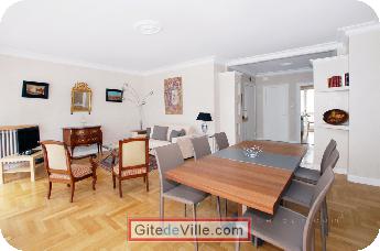Self Catering Vacation Rental Lyon 2