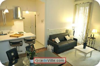 Self Catering Vacation Rental Lyon 4