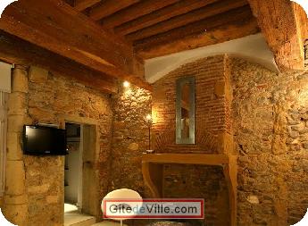 Self Catering Vacation Rental Lyon 4