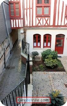 Self Catering Vacation Rental Rouen 2