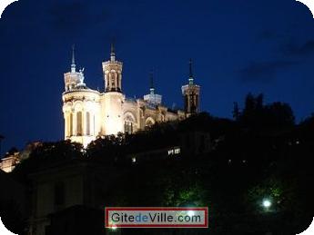 Self Catering Vacation Rental Lyon 2