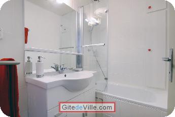 Self Catering Vacation Rental Lyon 5