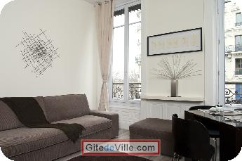 Self Catering Vacation Rental Lyon 4